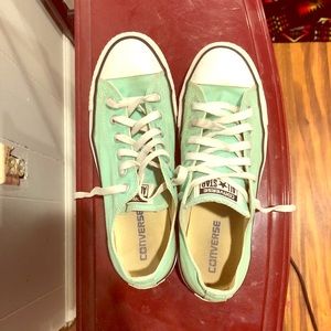 Low Top Converse All-Stars